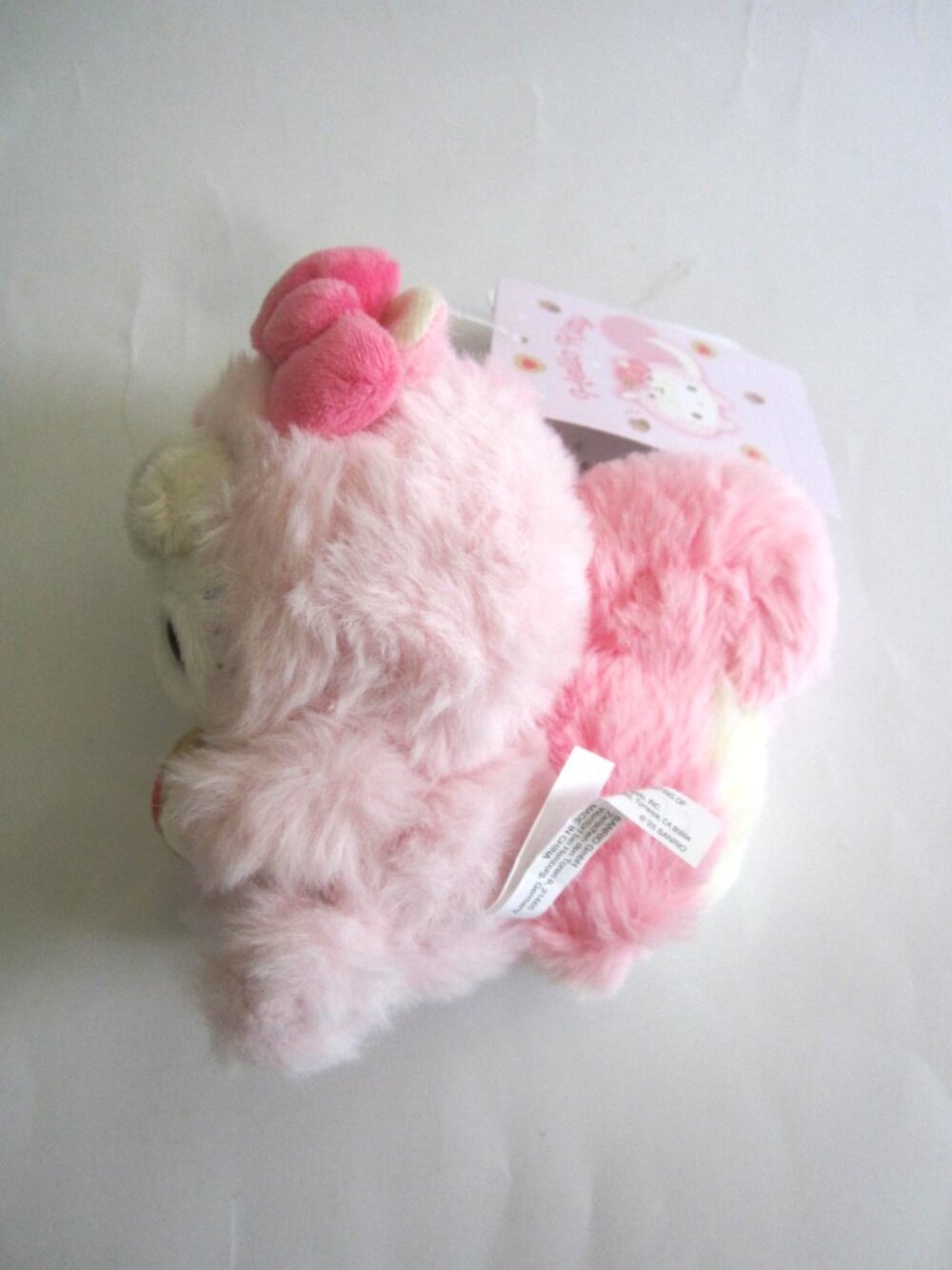 Hello Kitty Squirrel Costume Carry Heart Pink Keychain Plush Doll Sanrio NEW - Picture 4 of 7
